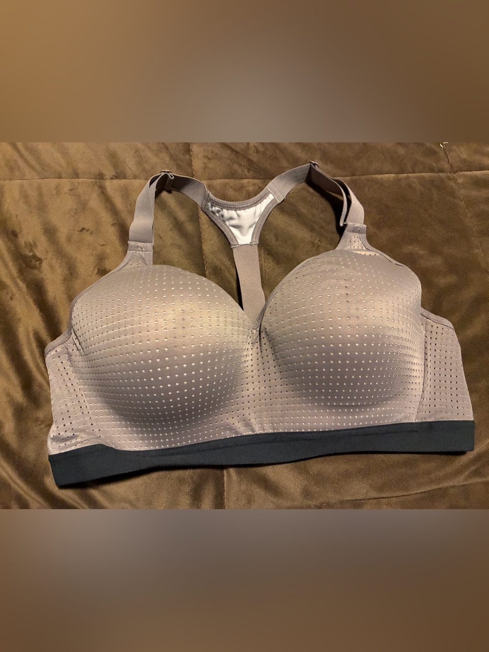 Incredible by Victoria’s Secret smooth comfortable sports bra, size 36C